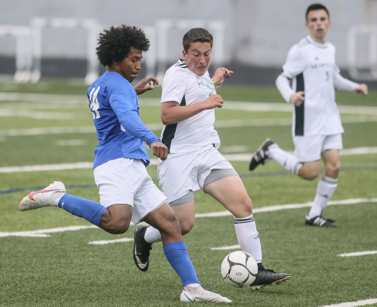 050321-qc-spt-hem-central-soccer-02.JPG